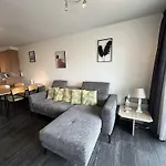 Sunny Apartment With Sea-Views, Cleaning Included