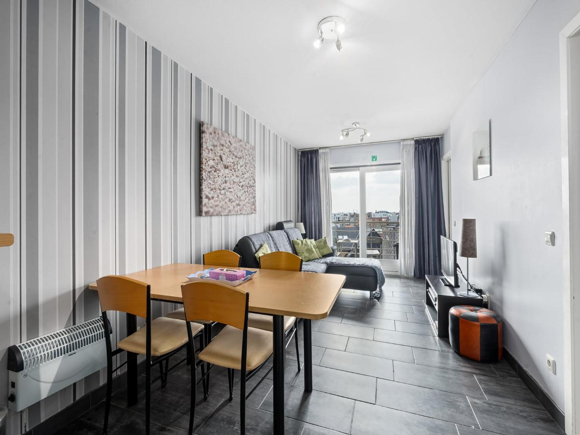 Sunny With Sea-views, Cleaning Included Appartement