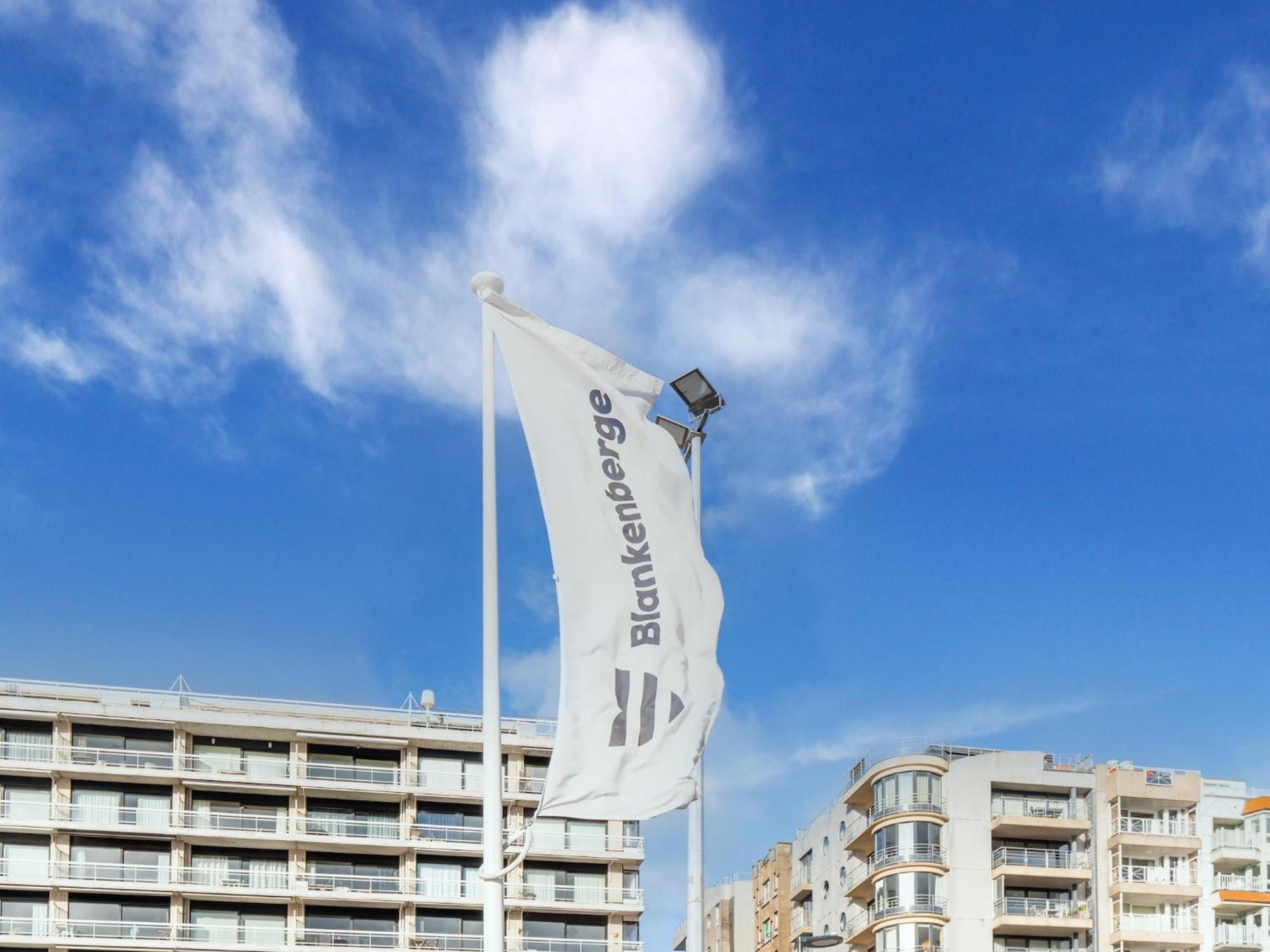 Sunny With Sea-views, Cleaning Included Blankenberge